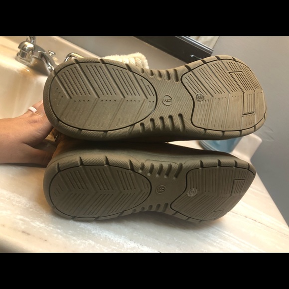 Liz Claiborne Clinton Winter Boots - Picture 5 of 7